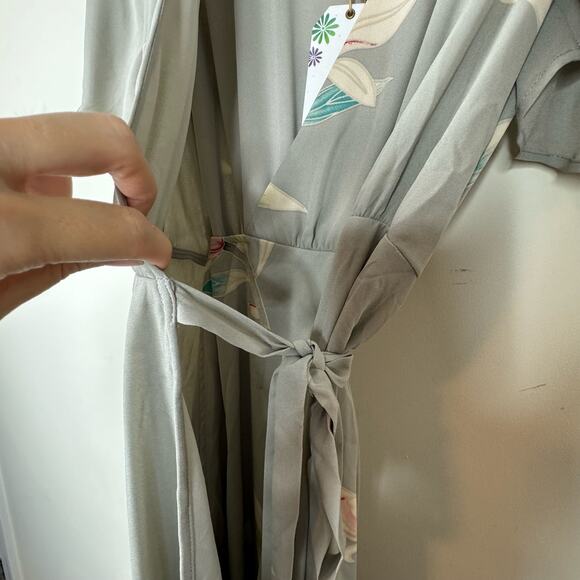 Show Me Your Mumu Sophia Wrap Dress - Lily Showers NWT Size Small - Picture 4 of 10